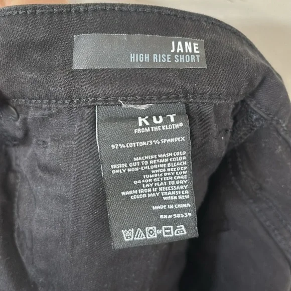 Kut From The Kloth Jane High Rise Black Shorts Size 12 - Picture 8 of 8